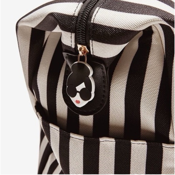 Duffle Bag - New w/ Tags - Picture 3 of 3